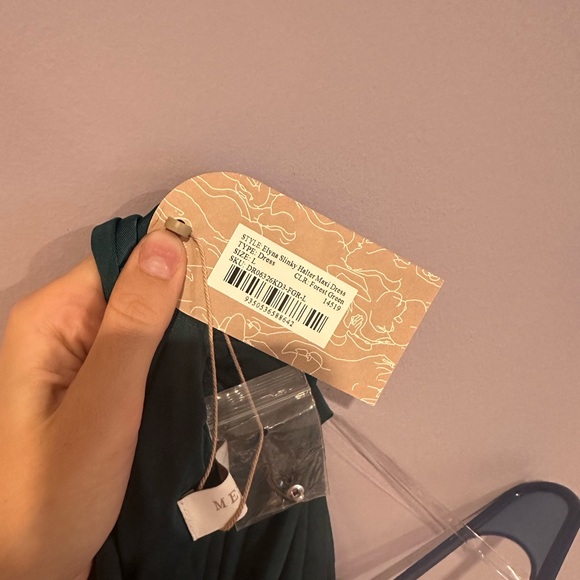 NWT MESHKI Elyna
Slinky Halter Maxi Dress - Forest Green - Picture 7 of 9